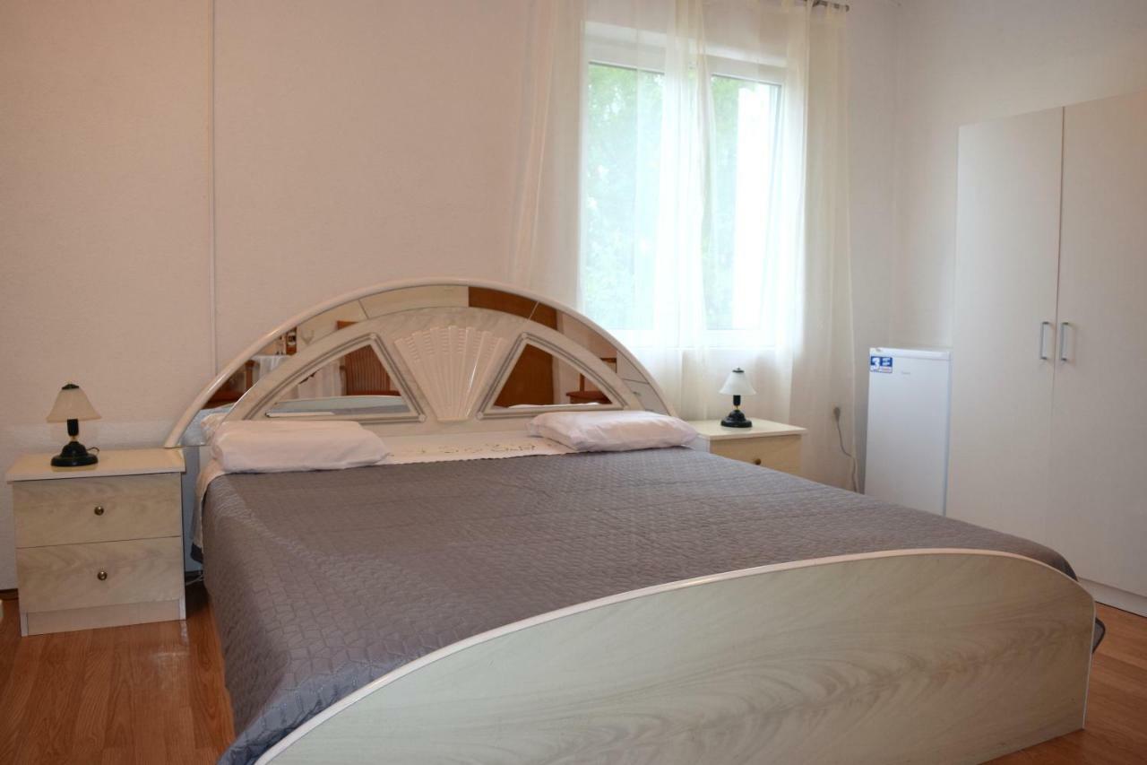 Holiday Room Macukin Brela Eksteriør bilde